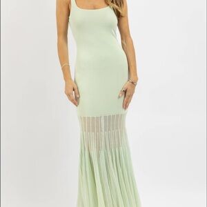 Chic Pastel Green Maxi Dress